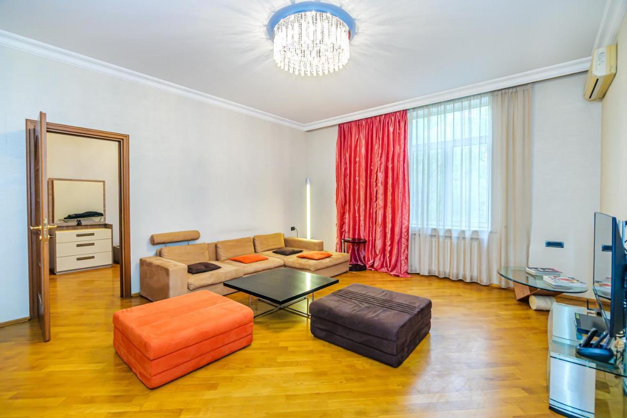 Appartement Vip Apartamen Nizami Street à Baku Extérieur photo