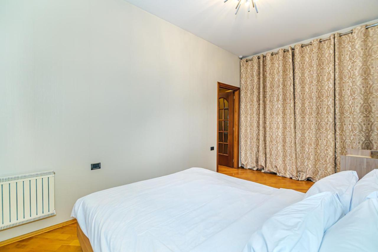 Appartement Vip Apartamen Nizami Street à Baku Extérieur photo
